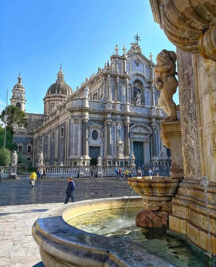 Central House Catania Historic Center Eksteriør billede