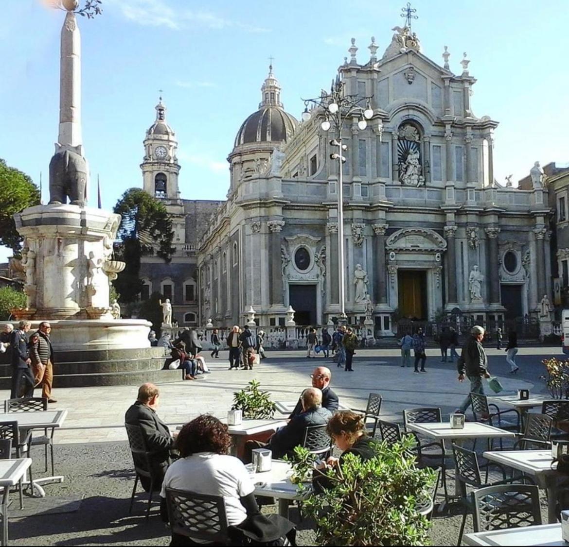 Central House Catania Historic Center Eksteriør billede
